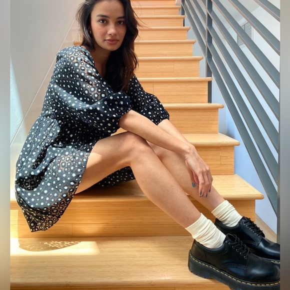 Aritzia Sunday Best Bonita Babydoll Dress Medium Black Faux Wrap Floral - Picture 2 of 8